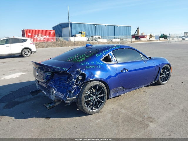 2025 TOYOTA GR86 JF1ZNBE15S9756899 Photo 5