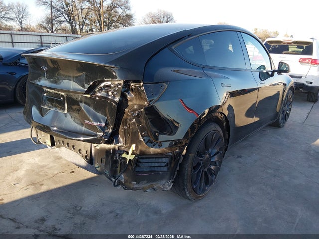2022 TESLA MODEL Y 7SAYGDEF9NF313627 Photo 3