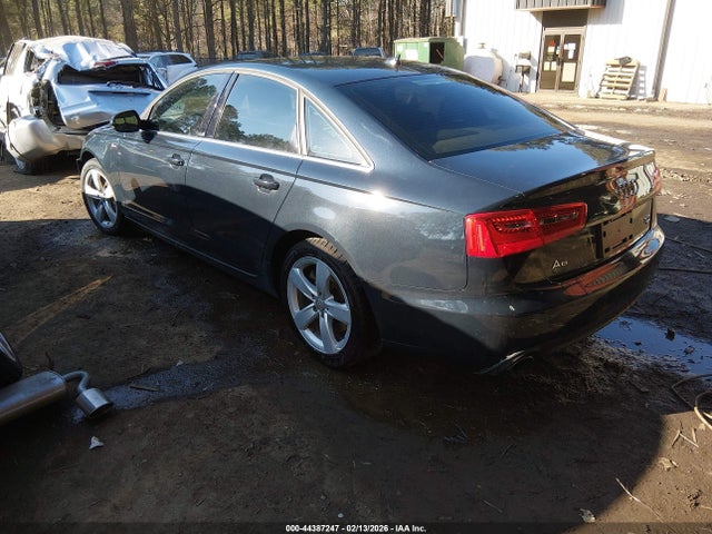 2012 AUDI A6 WAUGGAFC0CN095133 Photo 2