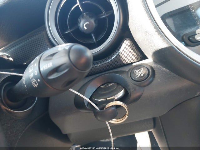 2011 MINI COOPER S WMWSV3C52BTY11297 Photo 10