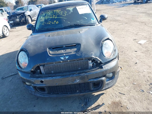 2011 MINI COOPER S WMWSV3C52BTY11297 Photo 5