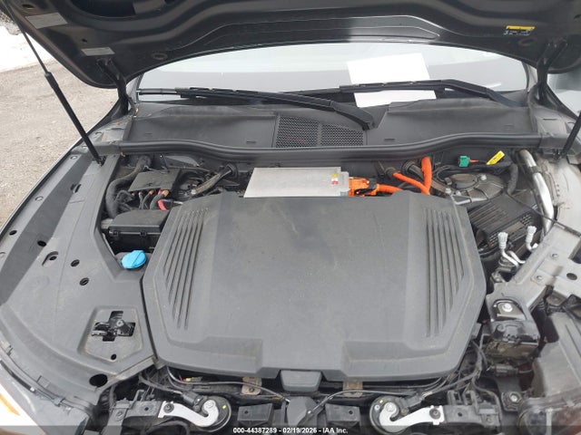 WA1VAAGEXKB006593 Audi E-tron Premium Plus