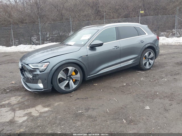 WA1VAAGEXKB006593 Audi E-tron Premium Plus