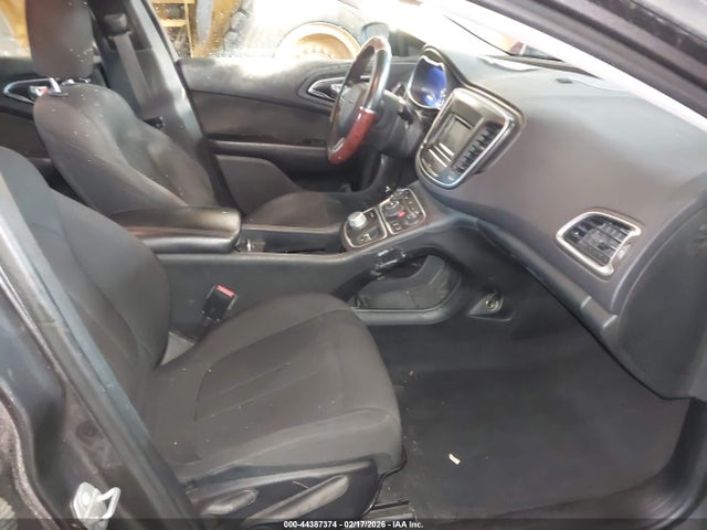 Auction sale of the 2016 Chrysler 200 Limited, vin: 1C3CCCAB4GN130130, lot number: 44387374