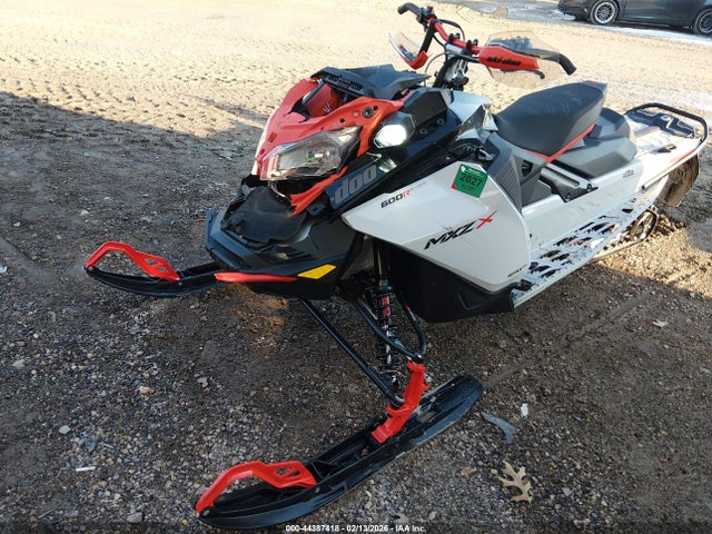 Ski-Doo Other 2022 2BPSUVNE2NV000066 Image 2