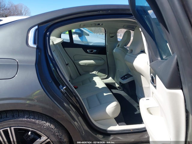 2022 VOLVO S60 7JRL12TL6NG155311 Photo 7