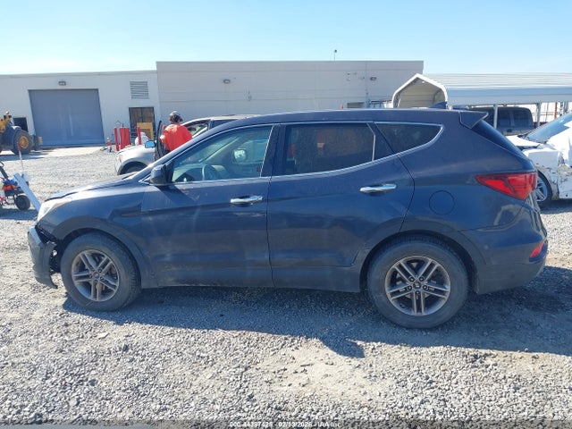 Продаж на аукціоні авто 2017 Hyundai Santa Fe Sport 2.4l, vin: 5NMZT3LB3HH011325, номер лоту: 44387425
