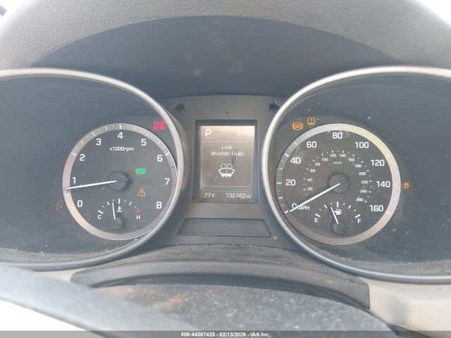 Продаж на аукціоні авто 2017 Hyundai Santa Fe Sport 2.4l, vin: 5NMZT3LB3HH011325, номер лоту: 44387425