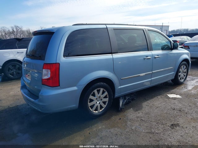 2012 Chrysler Town & Country Touring-l მანქანა იყიდება აუქციონზე, vin: 2C4RC1CG4CR369208, აუქციონის ნომერი: 44387430