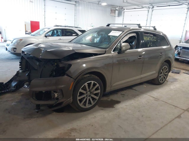 2017 AUDI Q7 WA1VAAF70HD035925 Photo 1