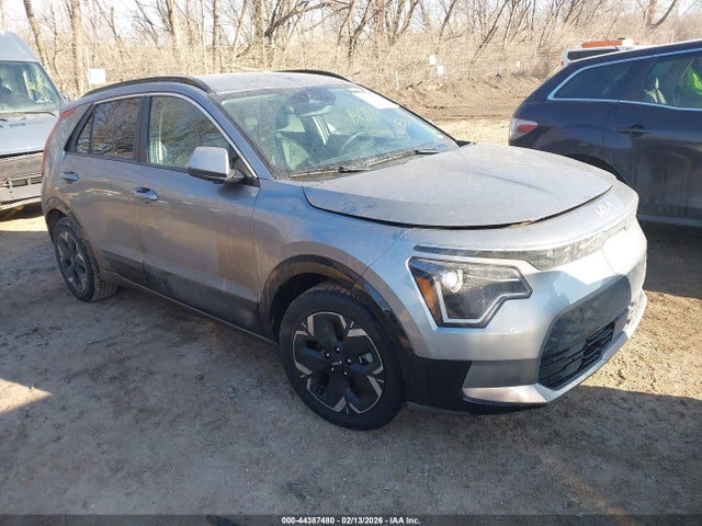 2024 KIA NIRO EV KNDCR3L17R5106230