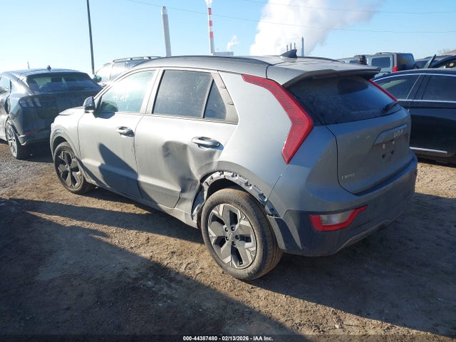 2024 KIA NIRO EV KNDCR3L17R5106230 Photo 2