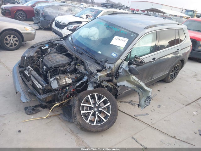 2021 VOLKSWAGEN TIGUAN 3VV3B7AX0MM079265 Photo 1