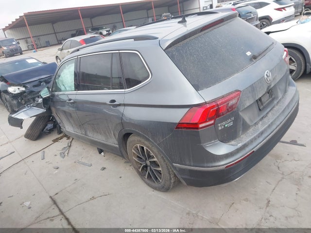 2021 VOLKSWAGEN TIGUAN 3VV3B7AX0MM079265 Photo 2