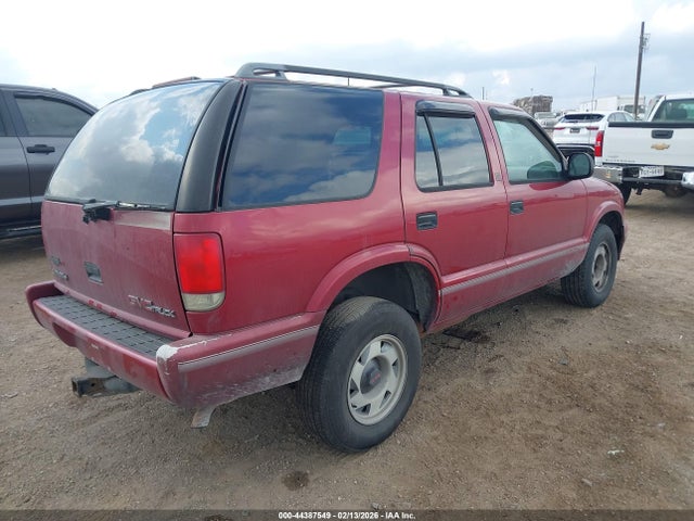 1997 Gmc Jimmy Sls მანქანა იყიდება აუქციონზე, vin: 1GKCS13W9V2558216, აუქციონის ნომერი: 44387549