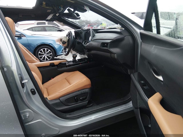 2023 LEXUS UX 250H JTHP6JBH3P2155788 Photo 4