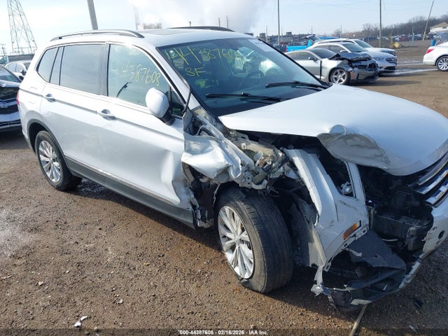 2018 VOLKSWAGEN TIGUAN 3VV2B7AX2JM014229 Photo 5