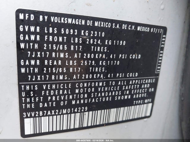 2018 VOLKSWAGEN TIGUAN 3VV2B7AX2JM014229 Photo 8