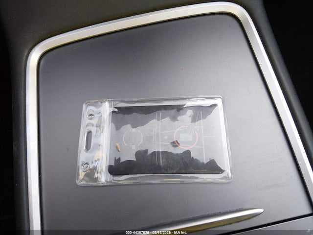 2021 TESLA MODEL Y 5YJYGDEF8MF252945 Photo 10