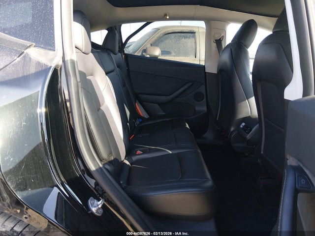 2021 TESLA MODEL Y 5YJYGDEF8MF252945 Photo 7