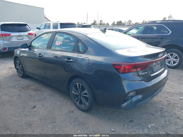 3KPF24AD4RE798973 KIA Forte Lxs