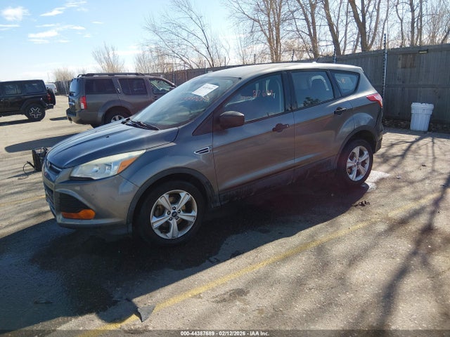 Ford ESCAPE S 2014 1FMCU0F72EUE20442 Image 2