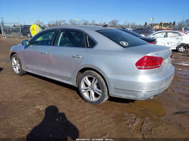 2014 Volkswagen Passat 2.0l Tdi Sel Premium მანქანა იყიდება აუქციონზე, vin: 1VWCN7A30EC037729, აუქციონის ნომერი: 44387707