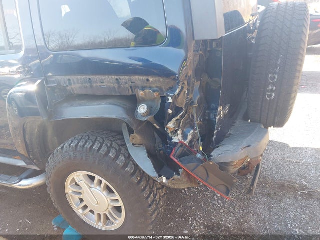 2008 HUMMER H3 SUV 5GTEN13E088155500 Photo 5
