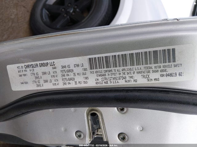 2010 DODGE RAM 1500 1D7RV1GTXAS187340 Photo 8