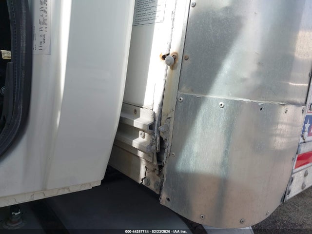International 4000 4300 2015 3HAMMMML5FL746324 Image 16