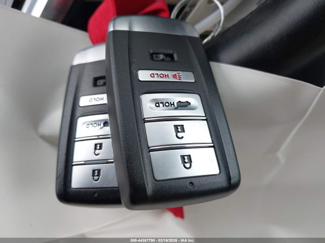 Продажа на аукционе авто 2020 Acura Rdx Advance Package, vin: 5J8TC2H74LL002758, номер лота: 44387790