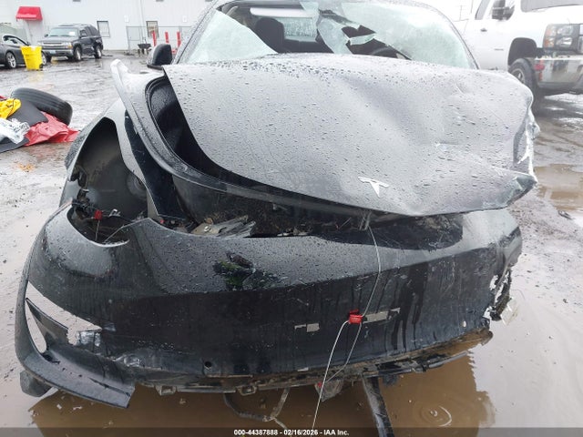 Продажа на аукционе авто 2022 Tesla Model 3 Long Range Dual Motor All-wheel Drive, vin: 5YJ3E1EB1NF118792, номер лота: 44387888