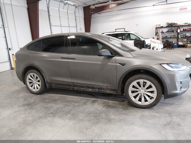 5YJXCDE26KF184985 Tesla Model X 100d/75d/long Range/standard Range