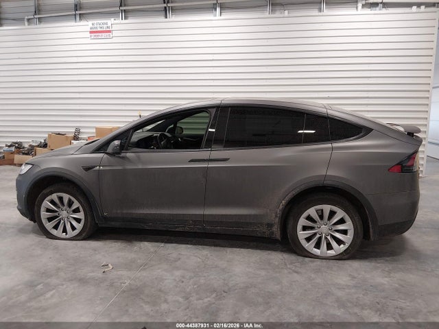 5YJXCDE26KF184985 Tesla Model X 100d/75d/long Range/standard Range