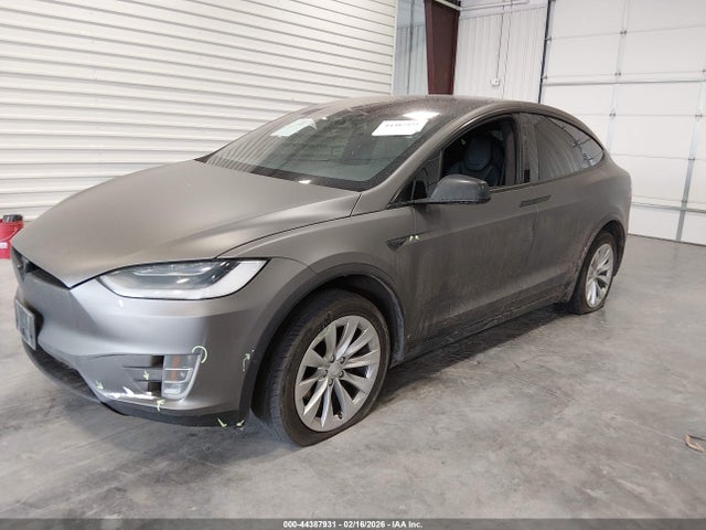 2019 TESLA MODEL X 5YJXCDE26KF184985 Photo 1