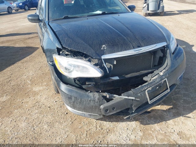 Продаж на аукціоні авто 2014 Chrysler 200 Touring, vin: 1C3CCBBB8EN183550, номер лоту: 44387933