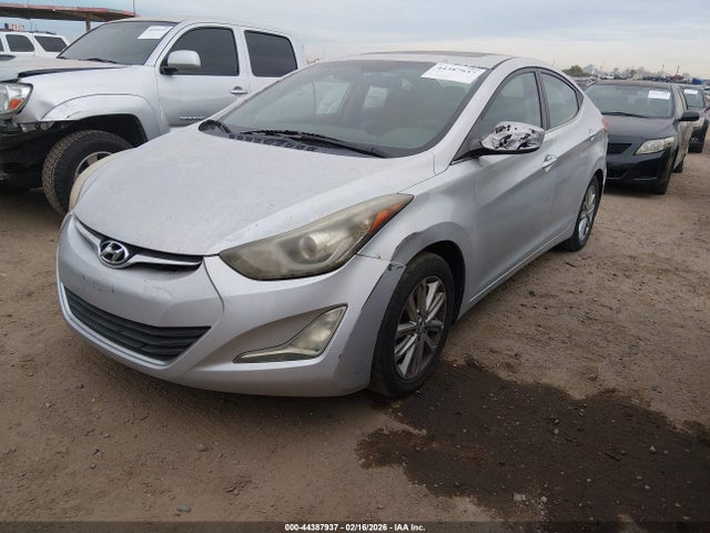 5NPDH4AE3FH594252 Hyundai ELANTRA SE