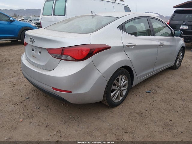 5NPDH4AE3FH594252 Hyundai ELANTRA SE