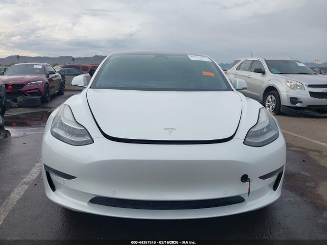 Продажа на аукционе авто 2019 Tesla Model 3 Long Range/performance, vin: 5YJ3E1EB9KF434128, номер лота: 44387949