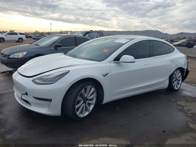 Продажа на аукционе авто 2019 Tesla Model 3 Long Range/performance, vin: 5YJ3E1EB9KF434128, номер лота: 44387949