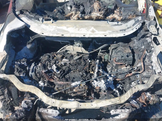 1FMCU0HD9JUD40911 Ford ESCAPE SEL