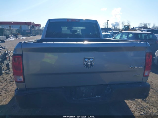 Продажа на аукционе авто 2019 Ram 1500 Classic Tradesman  4x4 6'4 Box, vin: 1C6RR7FG4KS739347, номер лота: 44388030