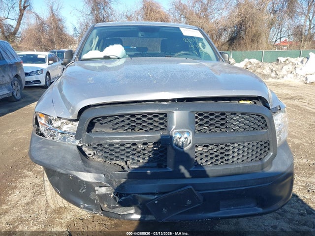 Продажа на аукционе авто 2019 Ram 1500 Classic Tradesman  4x4 6'4 Box, vin: 1C6RR7FG4KS739347, номер лота: 44388030