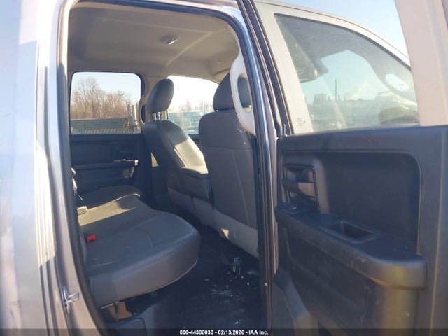 Продажа на аукционе авто 2019 Ram 1500 Classic Tradesman  4x4 6'4 Box, vin: 1C6RR7FG4KS739347, номер лота: 44388030