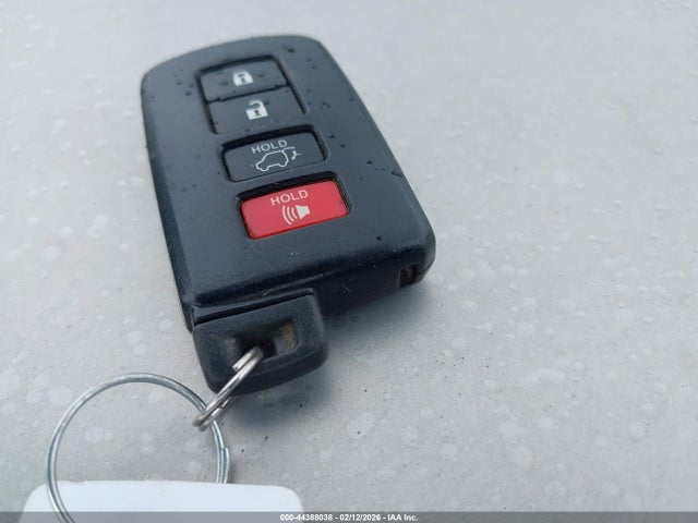 Aukcja sprzedaży 2017 Toyota Rav4 Hybrid Xle, vin: JTMRJREV1HD073329, numer aukcji: 44388038