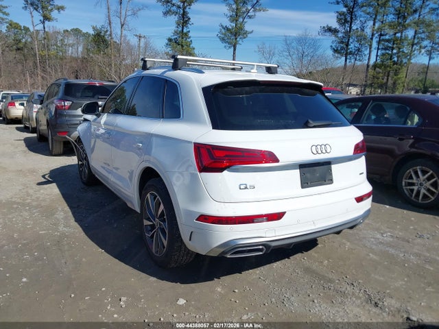 2022 AUDI Q5 WA1EAAFY6N2018613 Photo 2