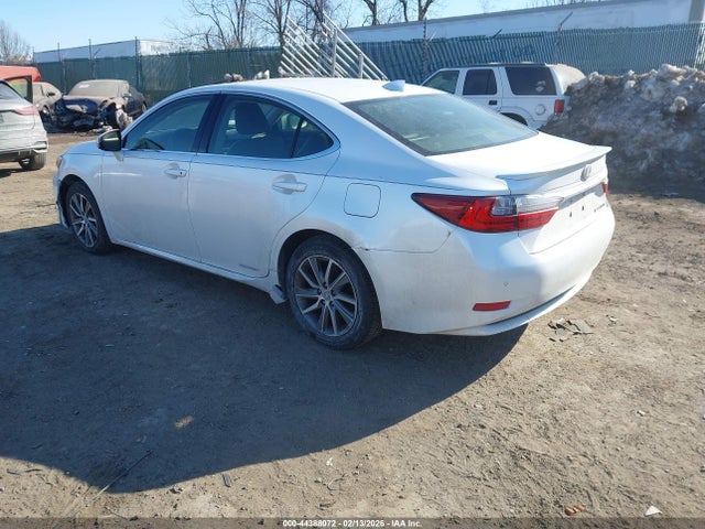 2016 LEXUS ES 300H JTHBW1GGXG2104797 Photo 2