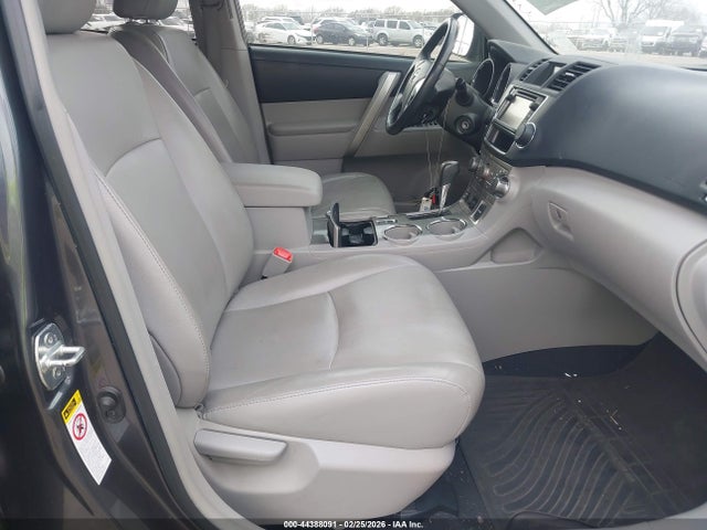 2013 TOYOTA HIGHLANDER 5TDZK3EH6DS142535 Photo 4