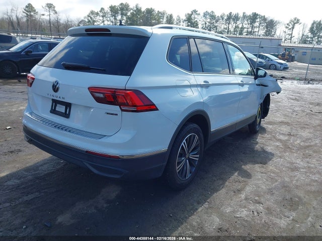 2024 VOLKSWAGEN TIGUAN 3VV2B7AX6RM202540 Photo 3