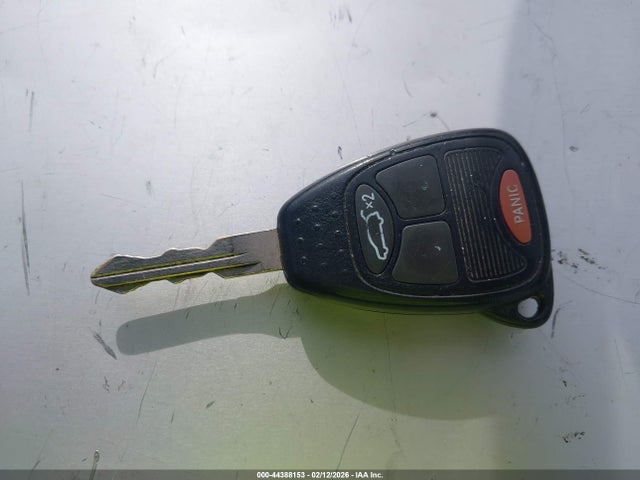 Продажа на аукционе авто 2014 Chrysler 200 Touring, vin: 1C3CCBBG5EN115184, номер лота: 44388153